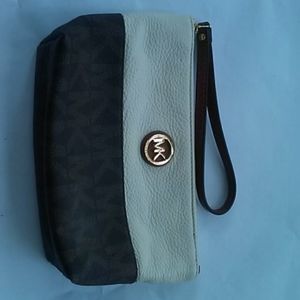 Michael Kors wristlet